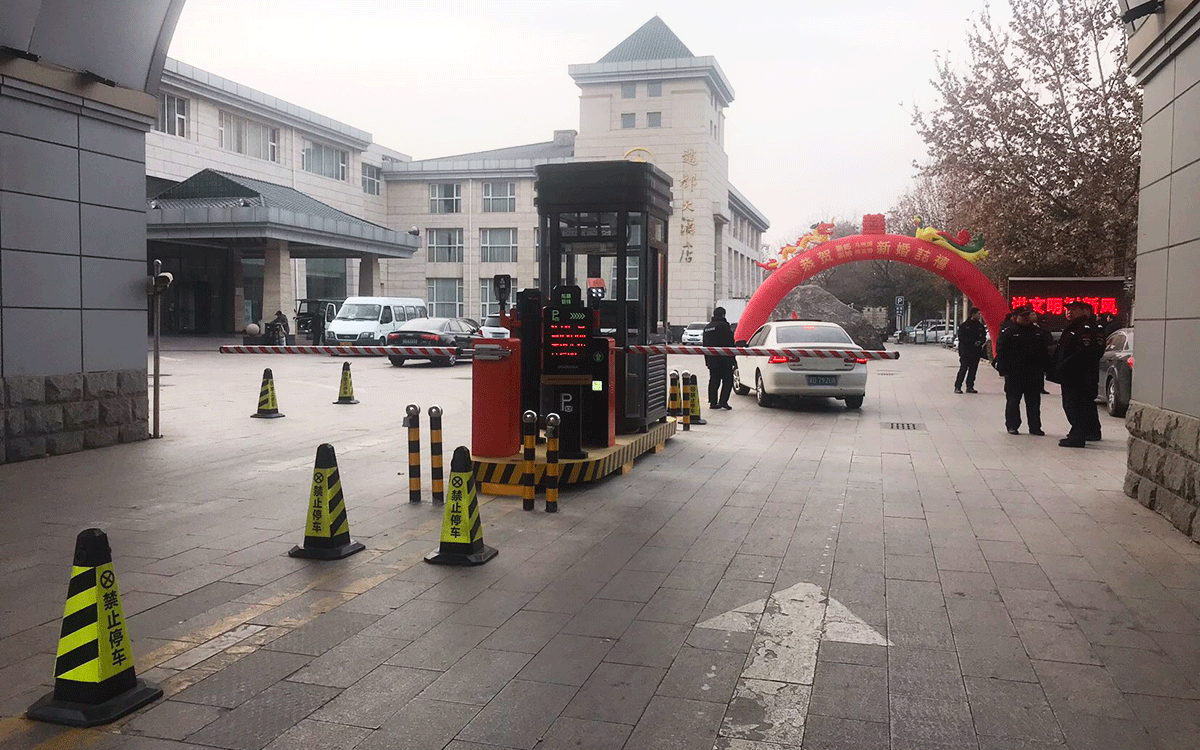 智能停車場系統(tǒng)中車牌識別和道閘如何安裝,分幾個步驟？