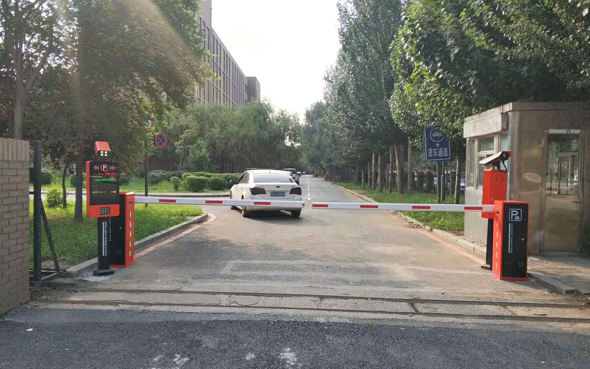 RFID的智能停車(chē)場(chǎng)管理系統(tǒng)