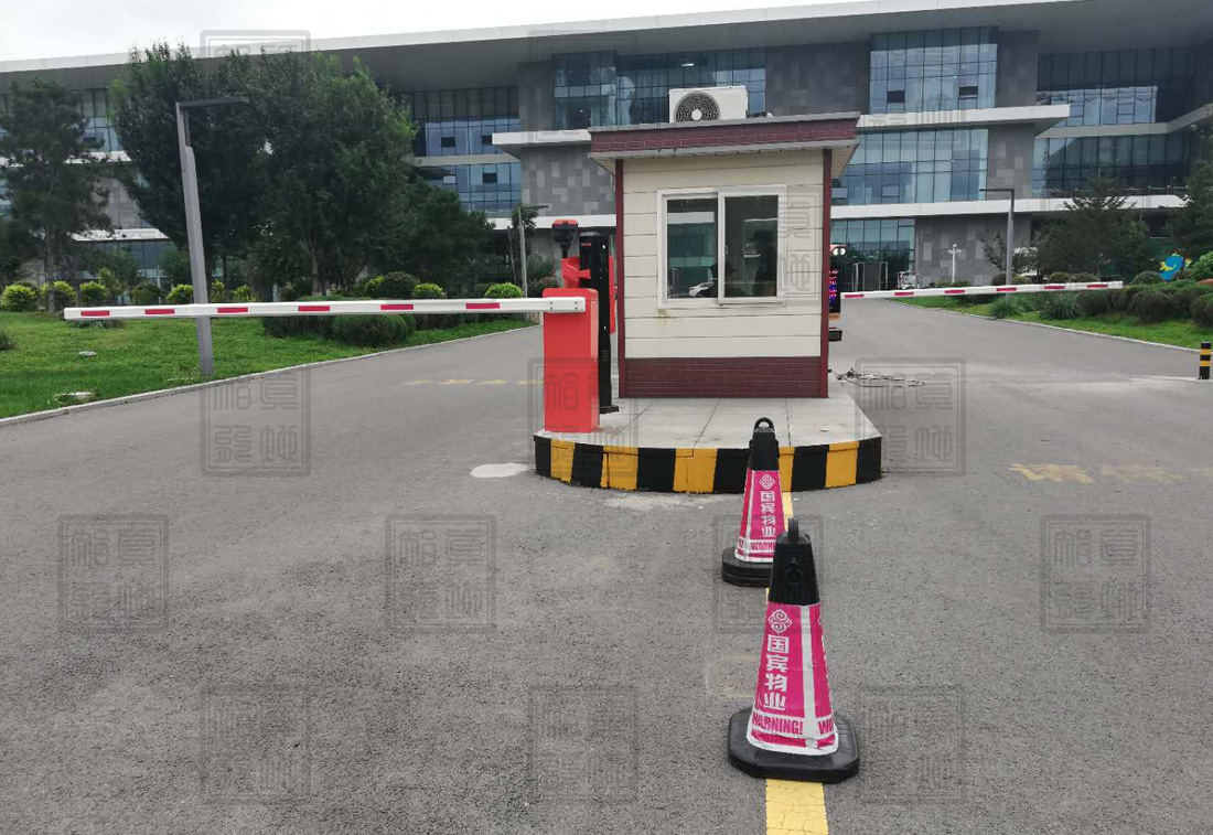 智能停車(chē)場(chǎng)系統(tǒng)的特點(diǎn)和意義